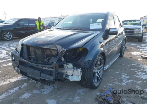 2010 Mercedes-Benz Ml 63 Amg 4Matic from USA, damaged, VIN 4JGBB7HB6AA593369